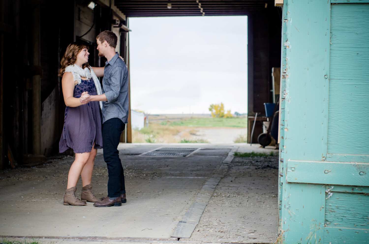 Calgary Engagement Photographer >> Let There Be Light Photography www.lettherebelightphoto.com