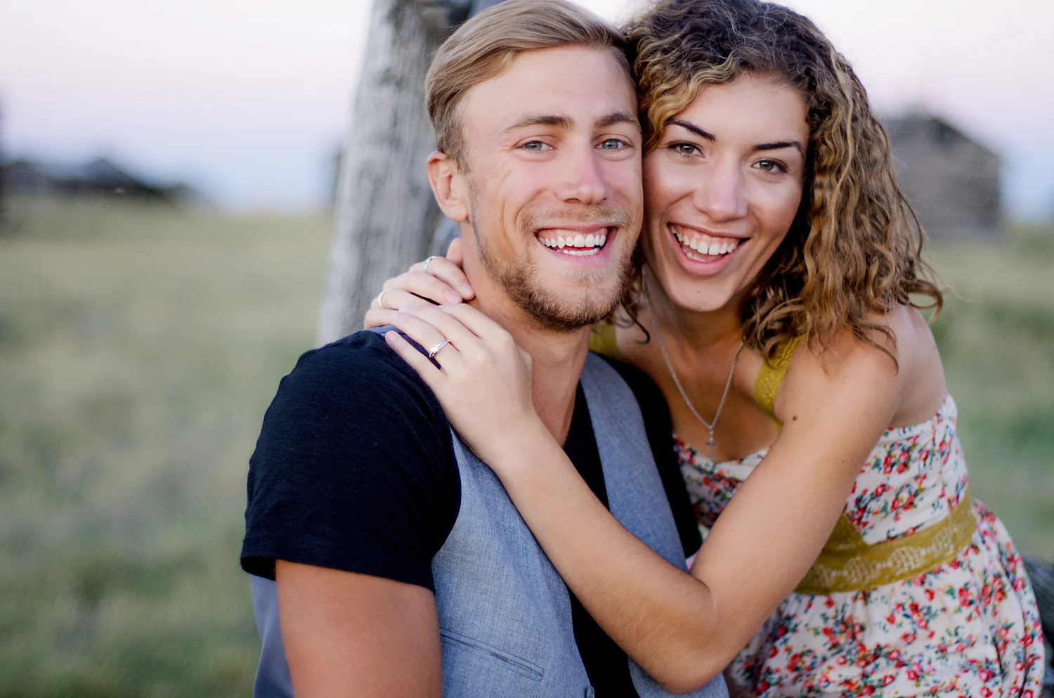 Calgary Engagement Photographer >> Let There Be Light Photography www.lettherebelightphoto.com