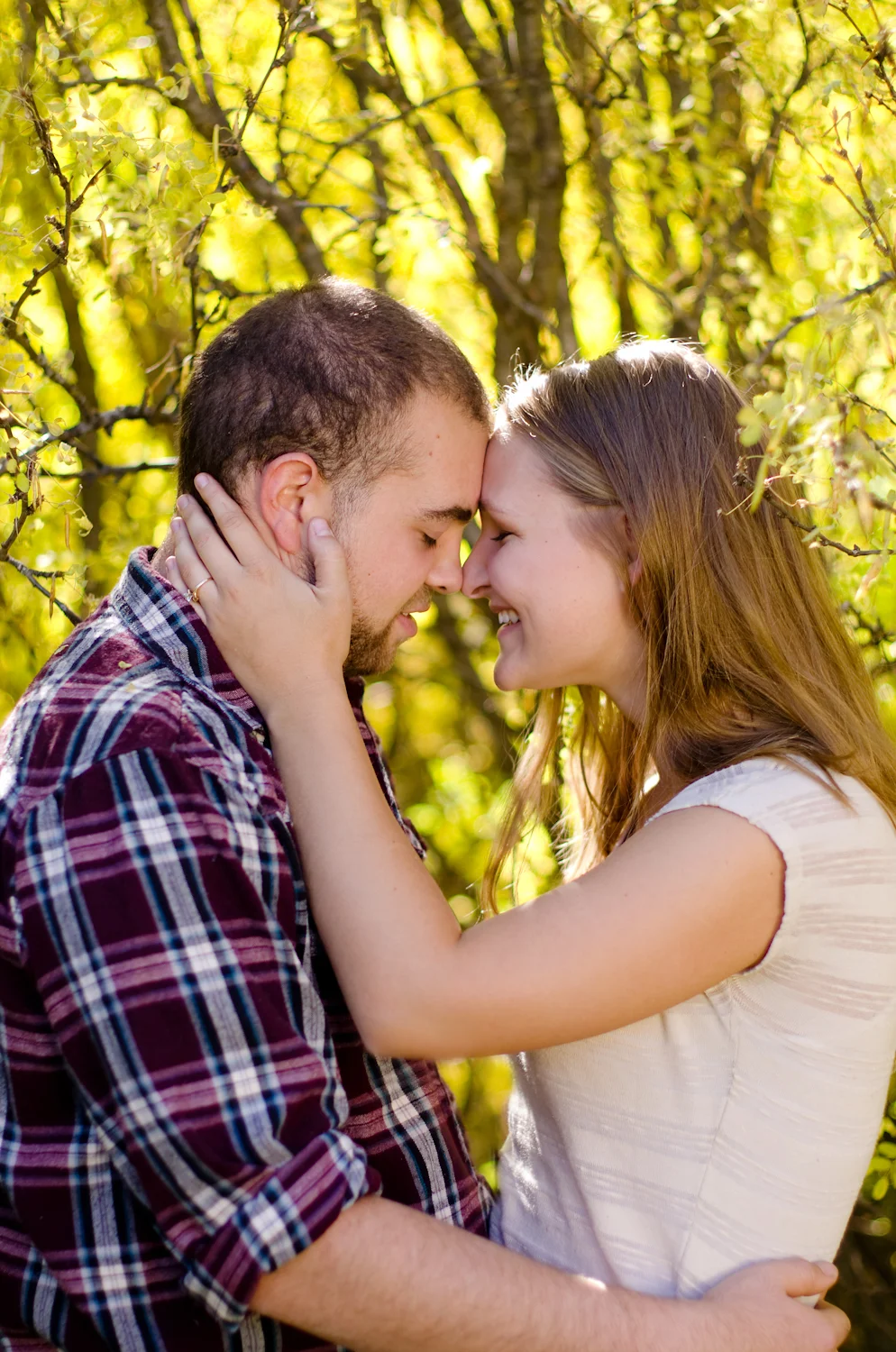 Calgary Engagement Photographer >> Let There Be Light Photography www.lettherebelightphoto.com