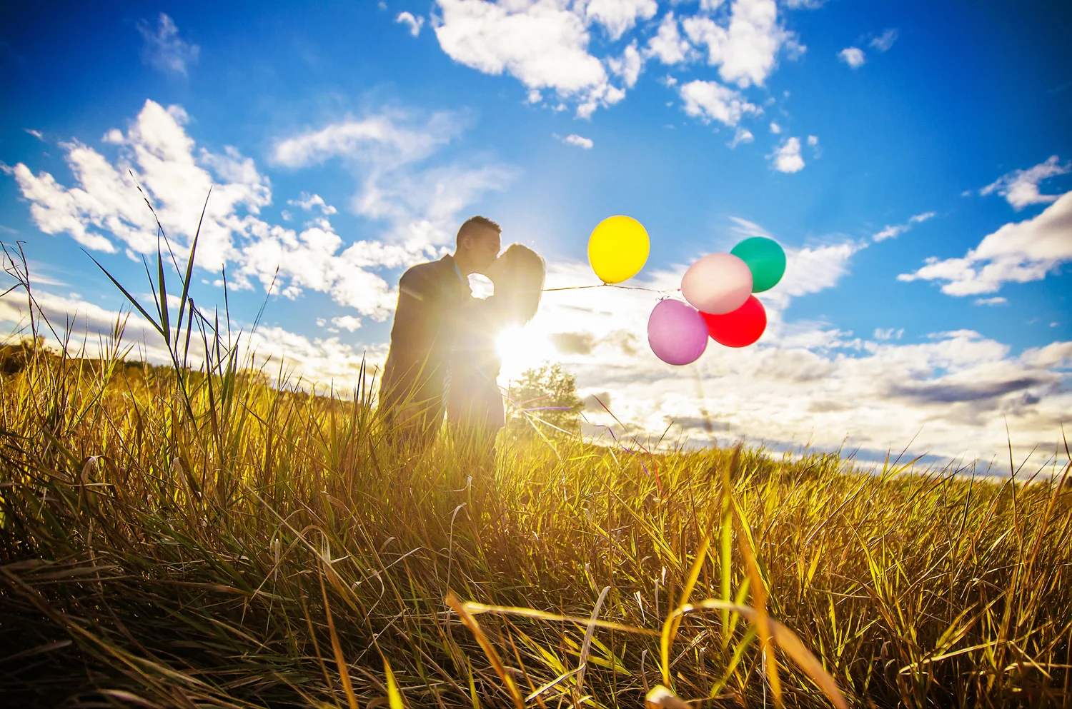 Calgary Engagement Photographer >> Let There Be Light Photography www.lettherebelightphoto.com