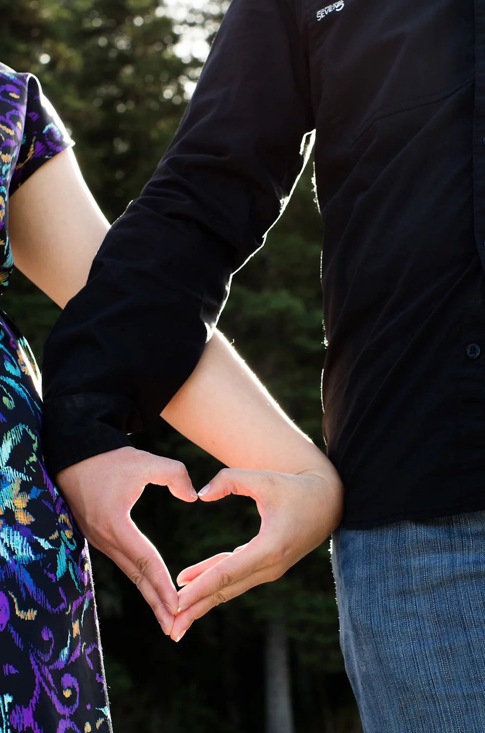 Calgary Engagement Photographer >> Let There Be Light Photography www.lettherebelightphoto.com