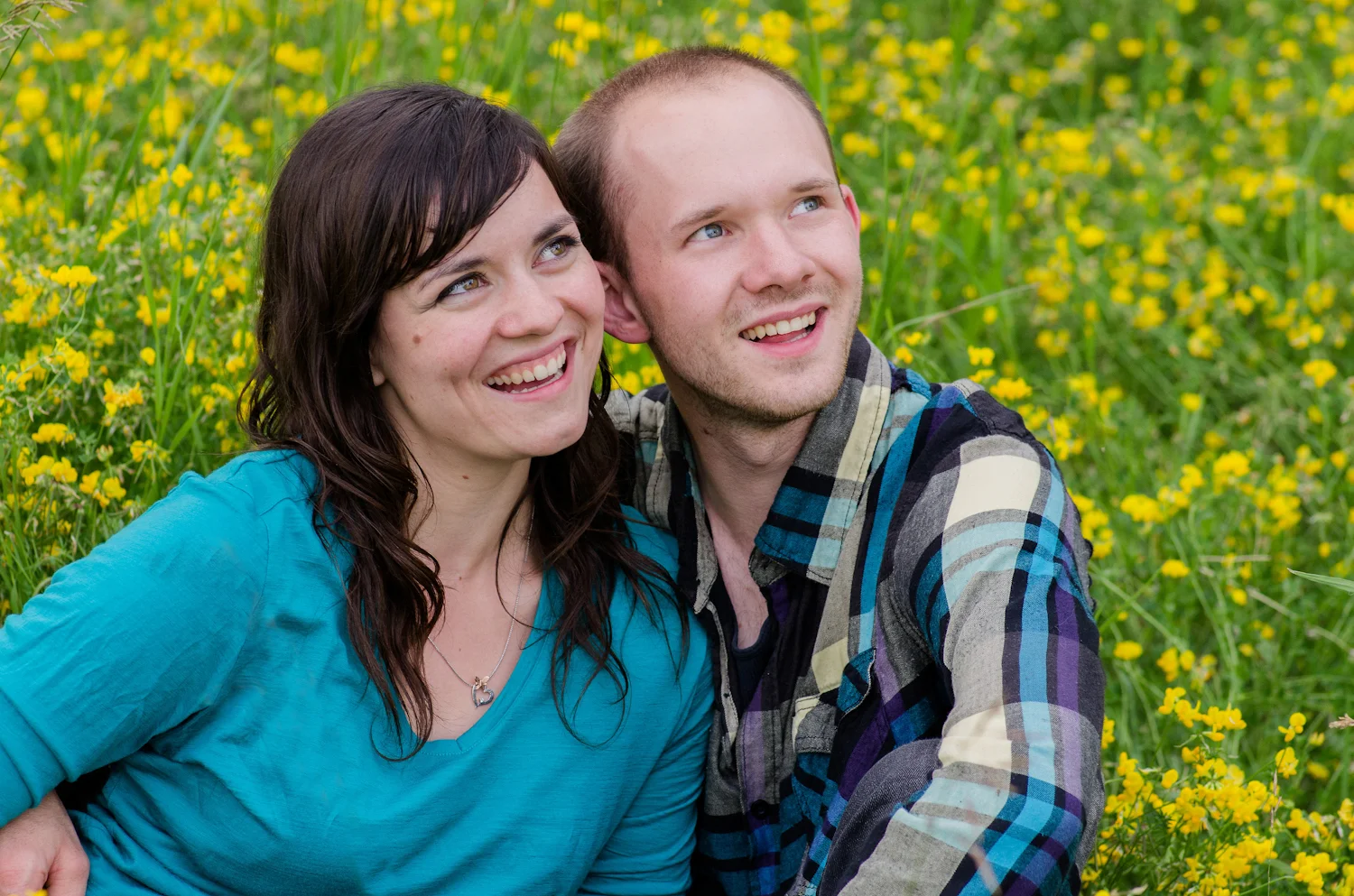 Calgary Engagement Photographer >> Let There Be Light Photography www.lettherebelightphoto.com