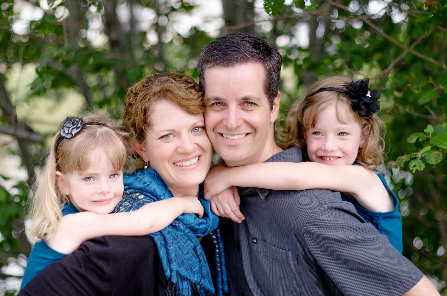 Calgary Family Photographer >> Let There Be Light Photography www.lettherebelightphoto.com