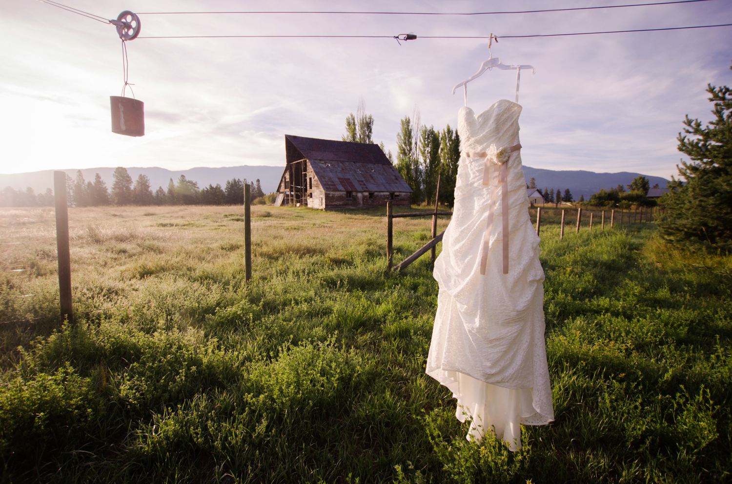 Calgary Wedding Photographer >> Let There Be Light Photography www.lettherebelightphoto.com