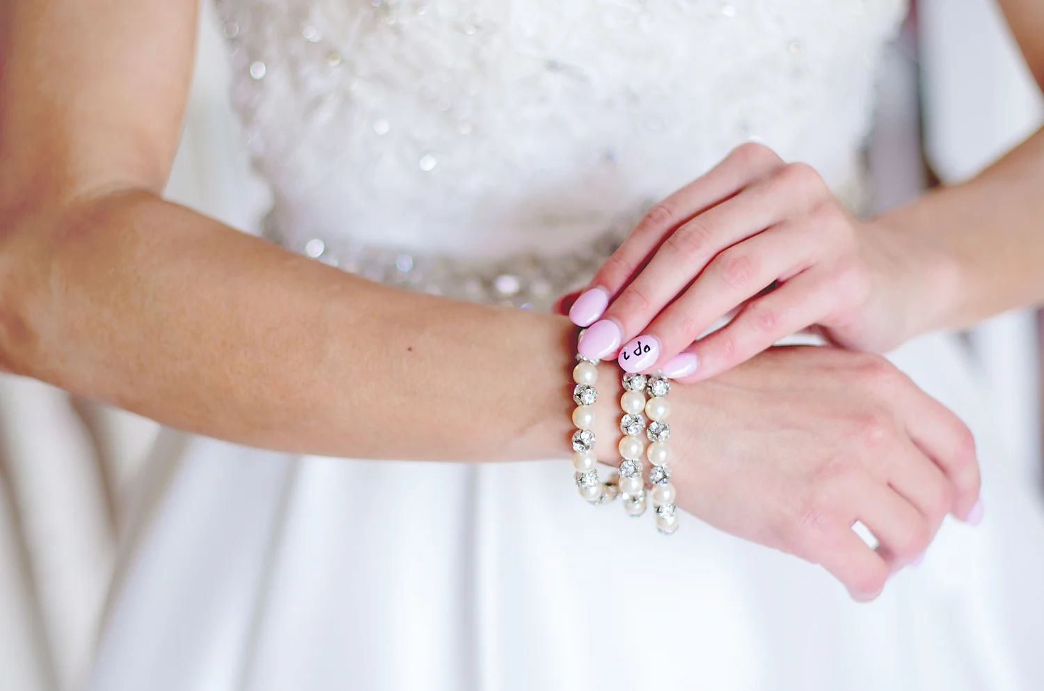 Calgary Wedding Photographer >> Let There Be Light Photography www.lettherebelightphoto.com