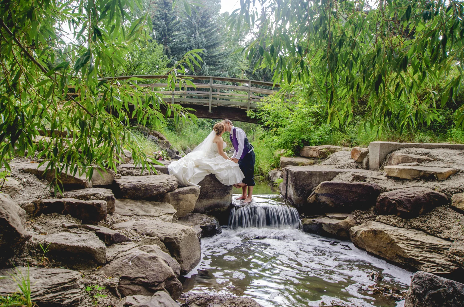 Calgary Wedding Photographer >> Let There Be Light Photography www.lettherebelightphoto.com