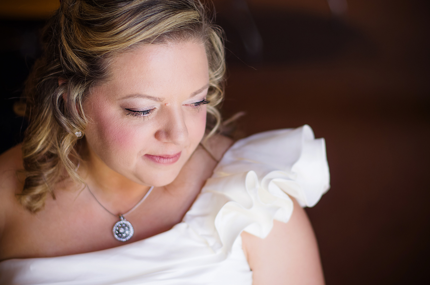 Calgary Wedding Photographer >> Let There Be Light Photography www.lettherebelightphoto.com