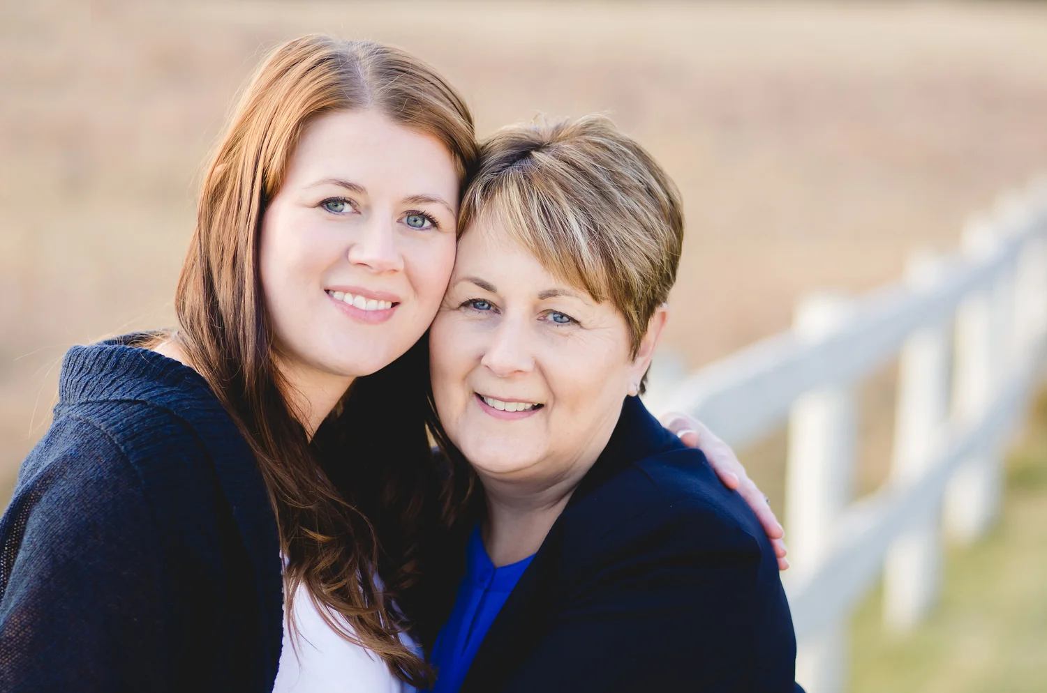 Calgary Family Photographer >> Let There Be Light Photography www.lettherebelightphoto.com