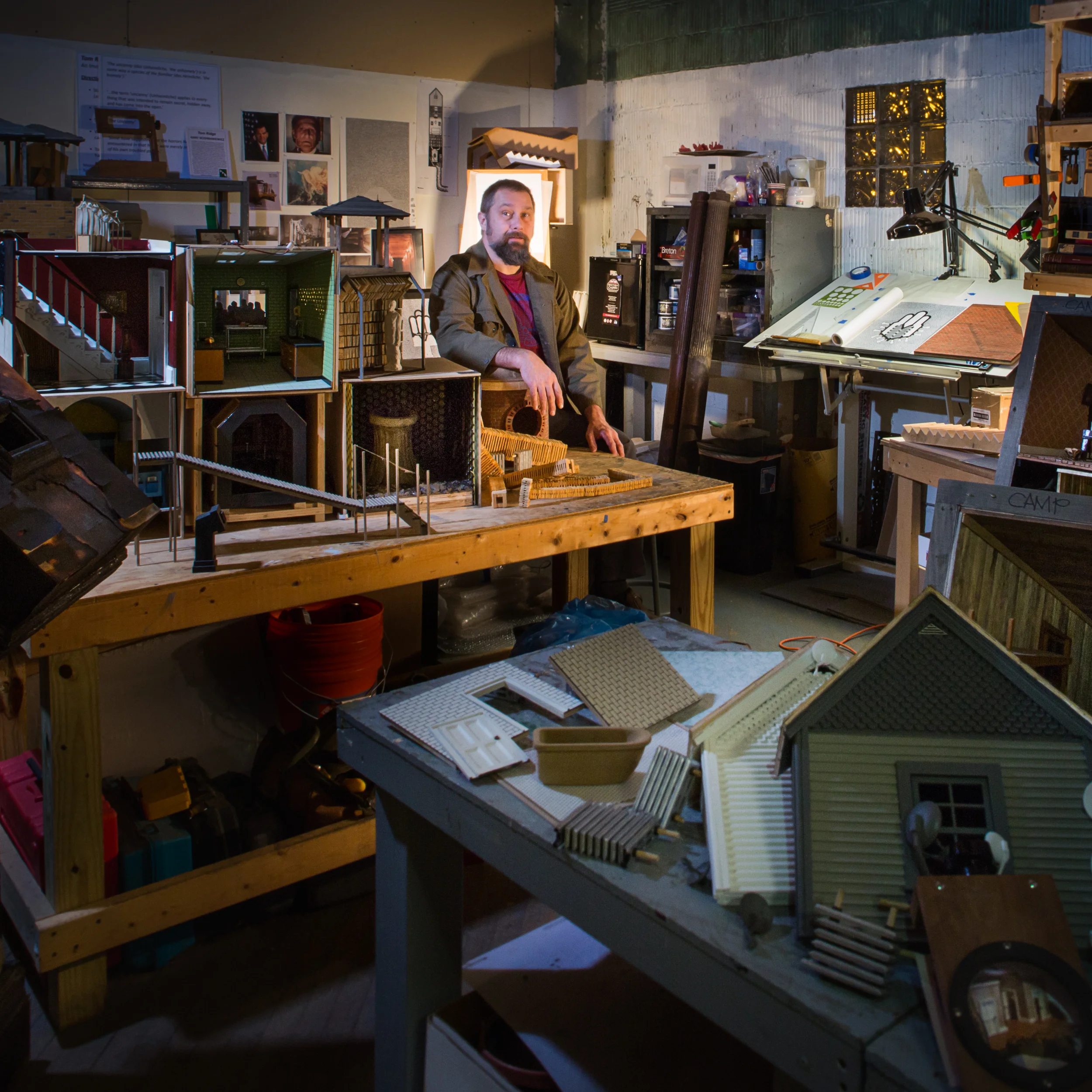 A.Erlebacher_Artists&Collectors_03Artist_[020-8675.2] Sculptor_GarySczerbaniewicz.jpg