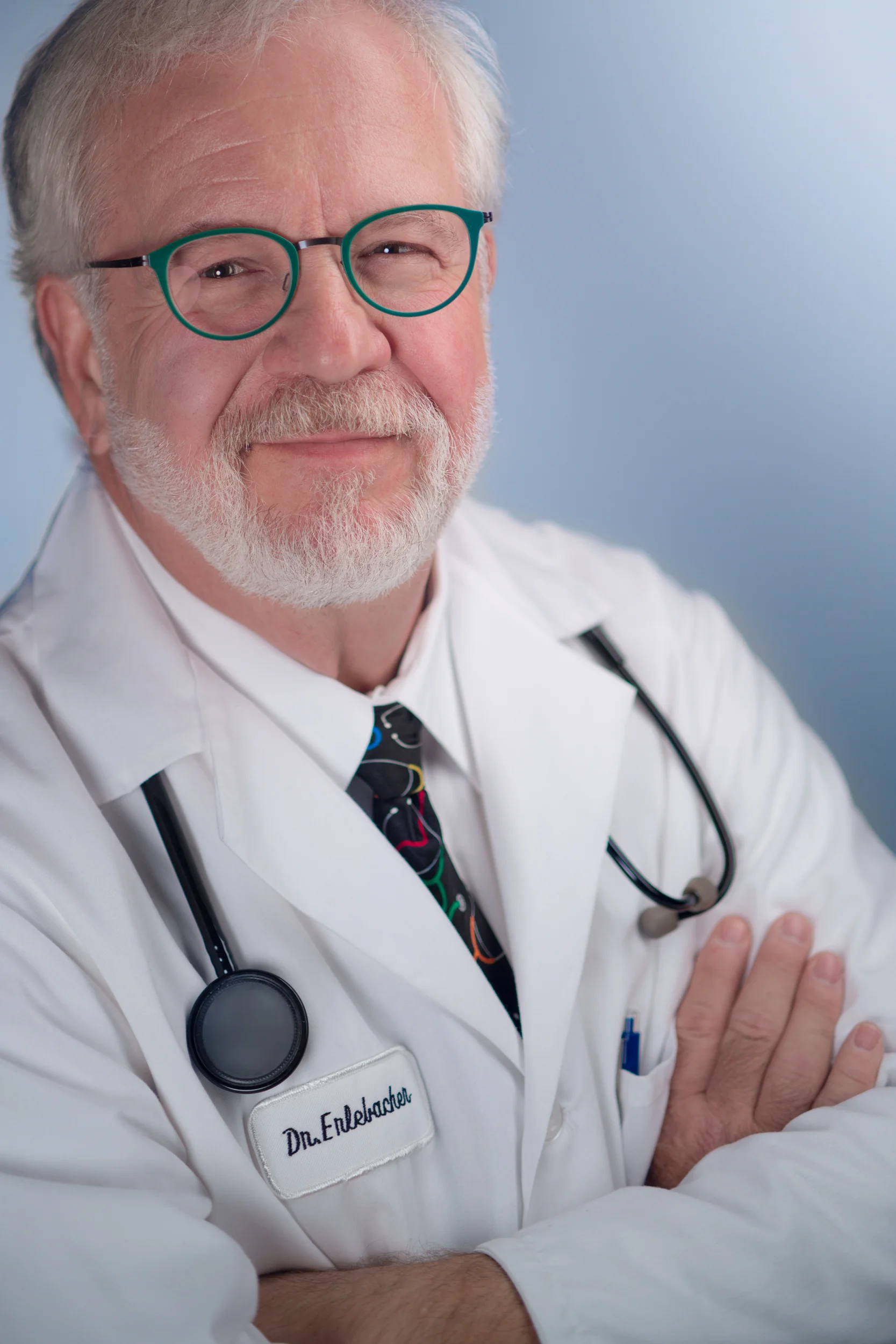 A.Erlebacher_Headshots_02[012-7088.2] MarkErlebacher.jpg