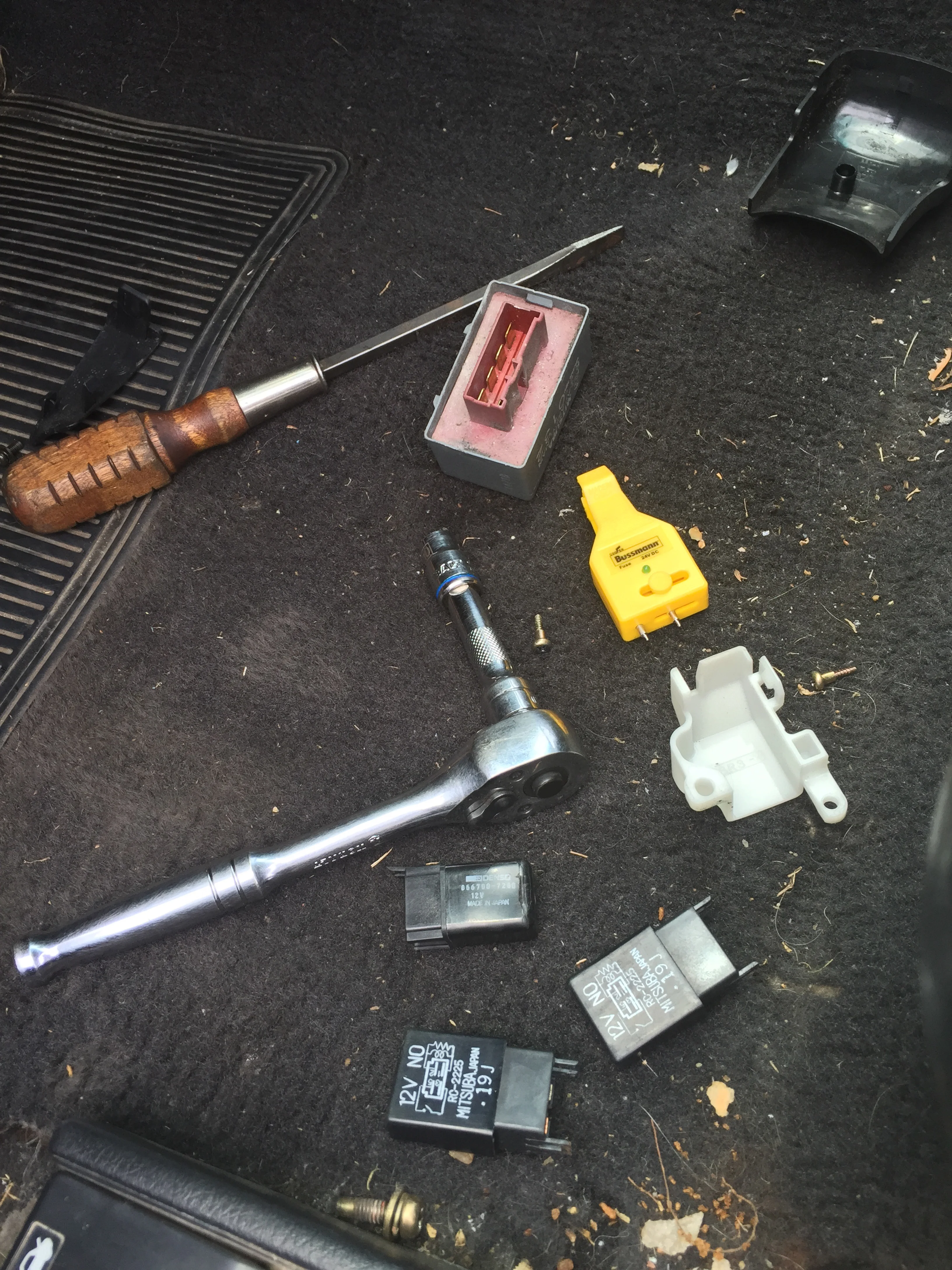 Main relay was replaced.