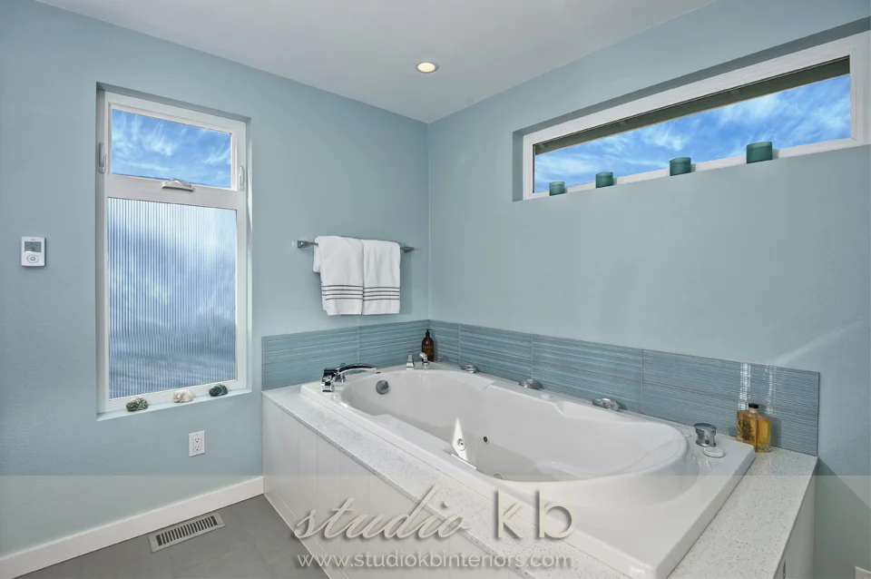 Renton Masterbath2.jpg