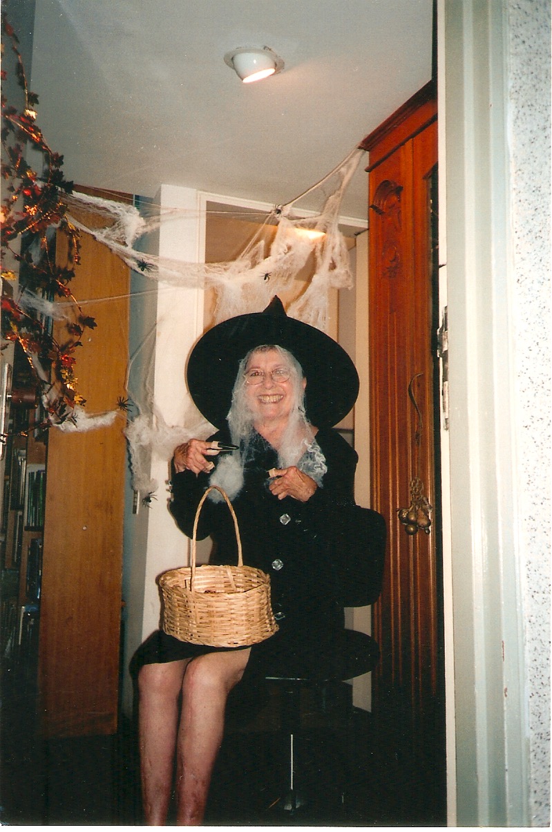 That's my mom dressed as a witch for Halloween