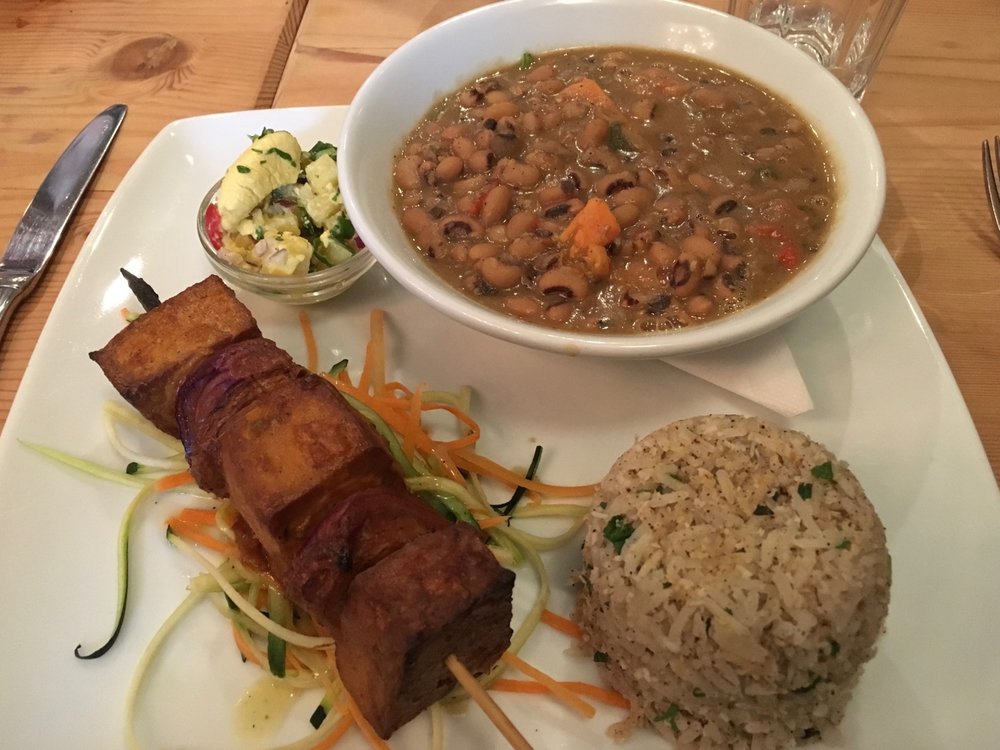 manna_vegan_restaurant_oldest_vegan_restaurant_in_london_vegan_travel_caribbean_platter.jpg