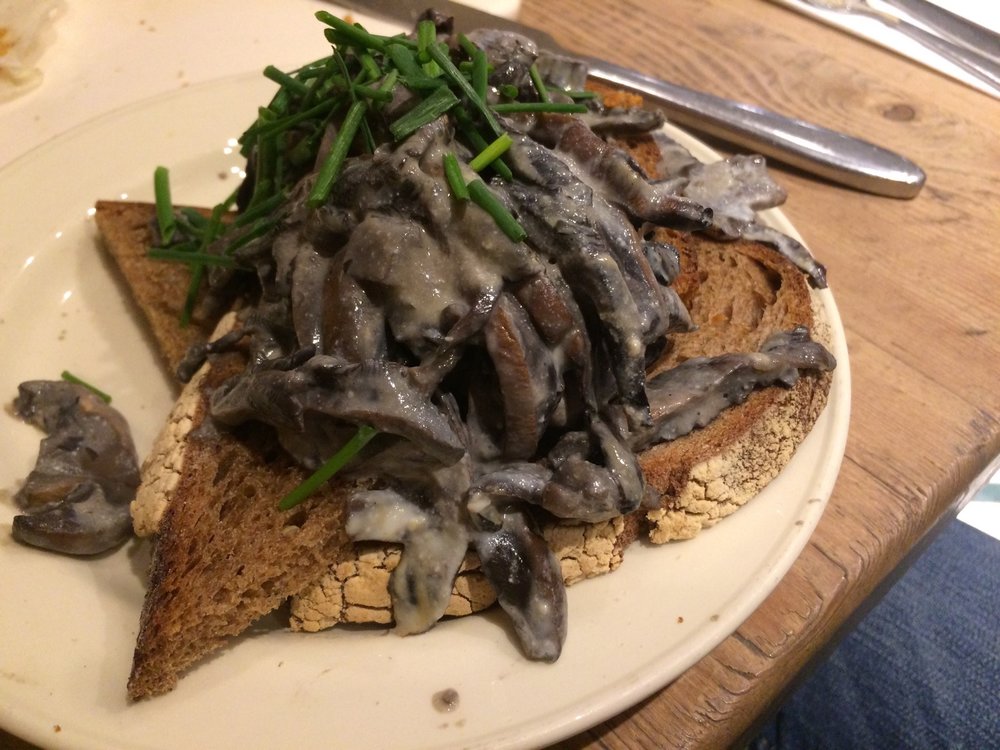 vegan_london_le_pain_quotidien_vegan_mushroom_toast.jpg