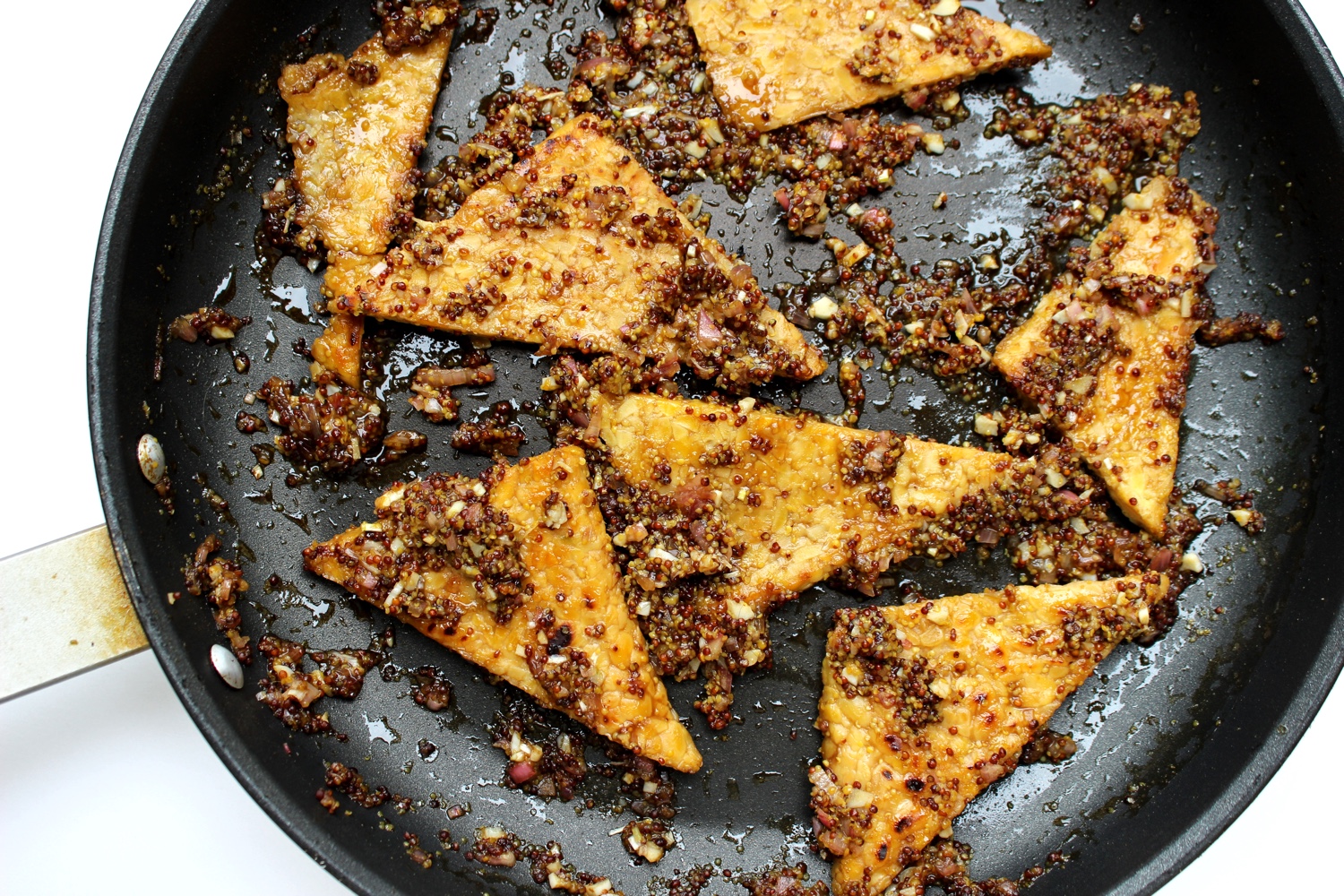 All about tempeh | Maple and Mustard Glazed Tempeh with Crunchy Pistachios and Scallions
