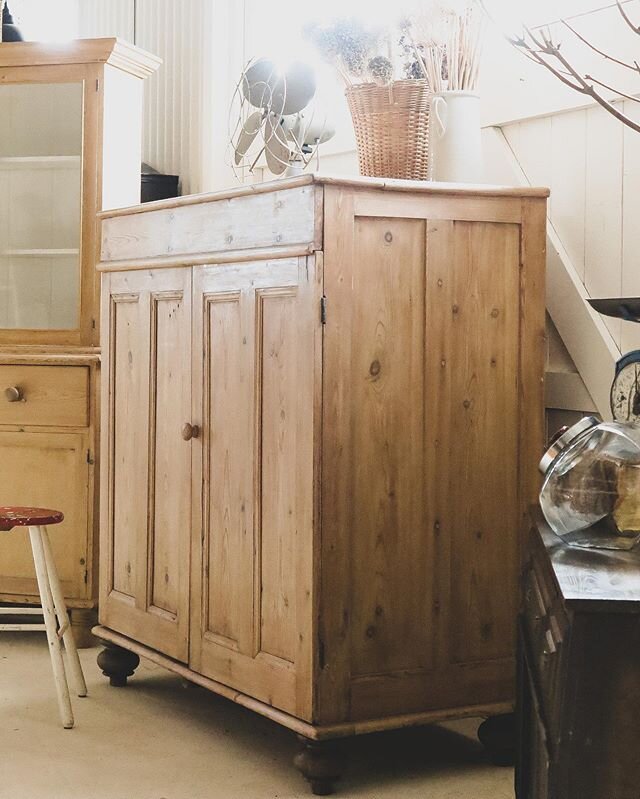 We just love this unique cupboard!  Top flips up to allow both doors to open.  We&rsquo;ve installed a clothes rail and a shelf, which you can choose to have in or not!  Two ways to use this cupboard gives you plenty of options. You could hide a tv i