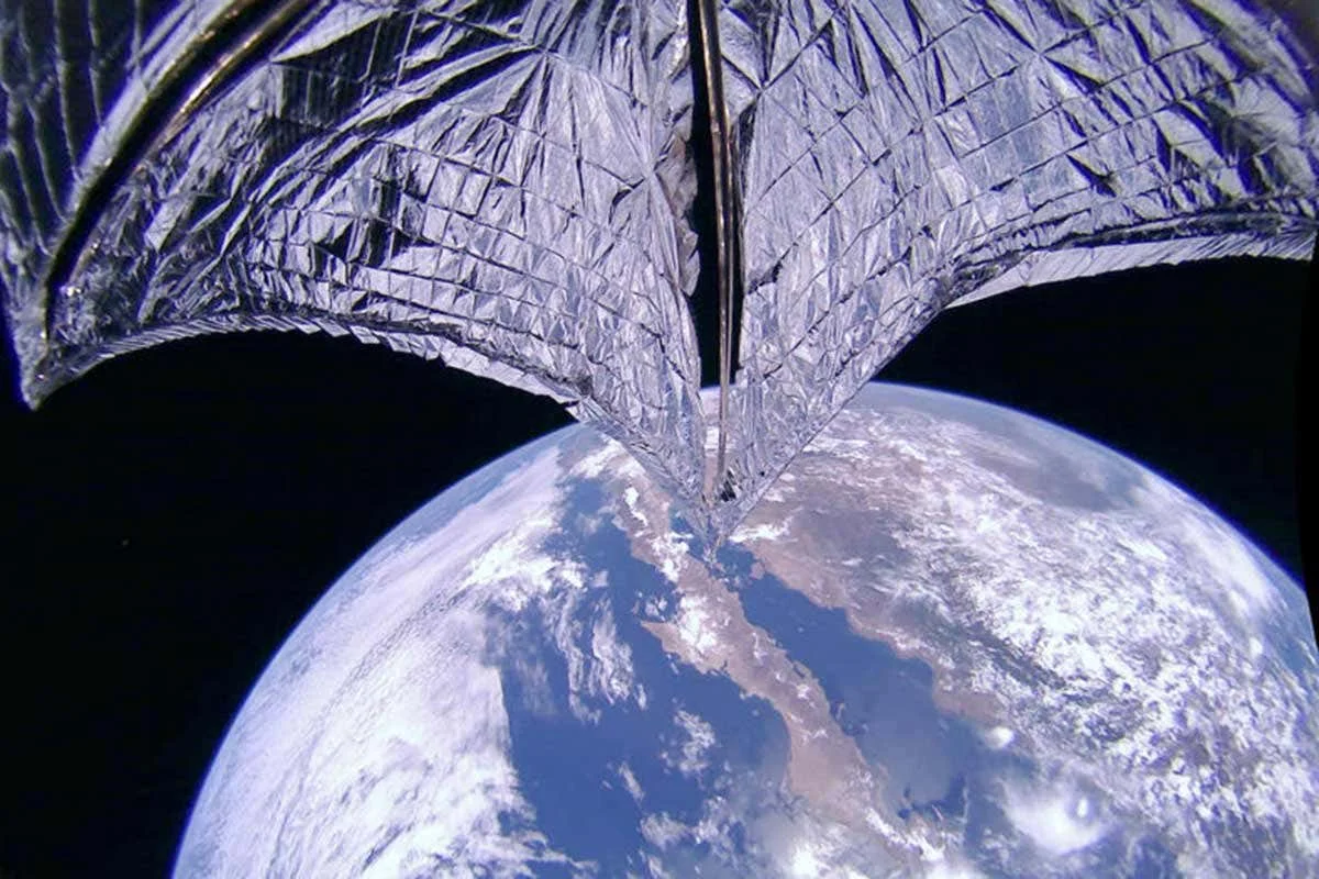 SR 86: Throwing Shade on the Lightsail