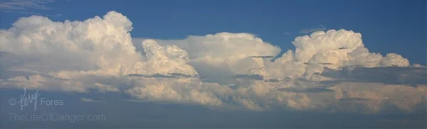 cumulus_clouds_600pxl_(C)KerryFores.jpg
