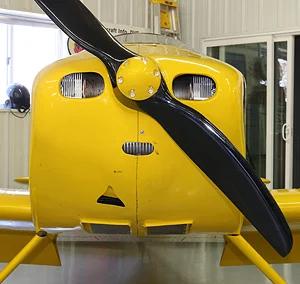 Sonex serial number 1, photographed in May 2017, still wears its experimental cowl configuration from 1998. The cowl cut-outs of this prototype Sonex differ from what is shown in the plans, causing some customers to argue they were sent the wrong cowl or the wrong plans.