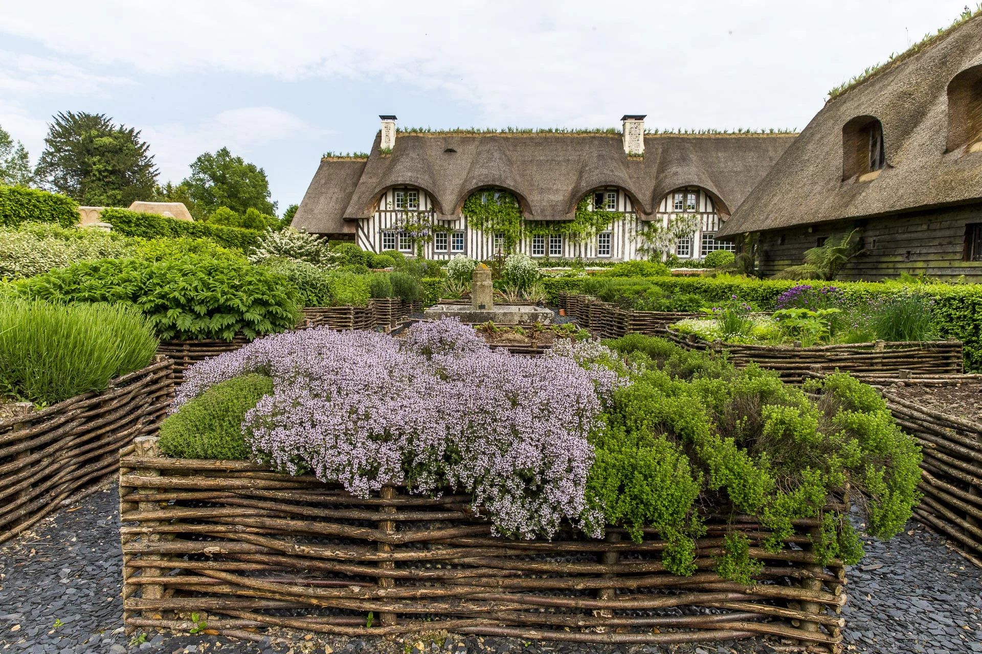 domainedablon_exterieurs_printemps©stephaneleroy-2-23.jpg