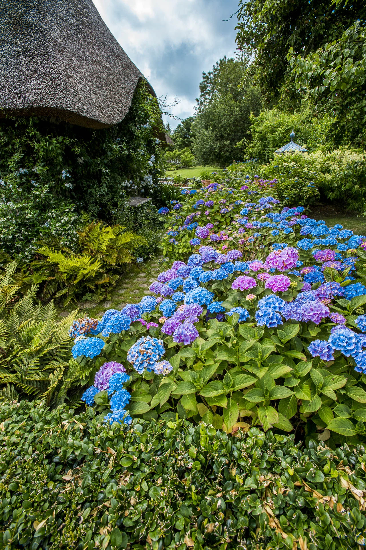 domaine_dablon_exterieurs_ete©stephaneleroy-E61R2081.jpg