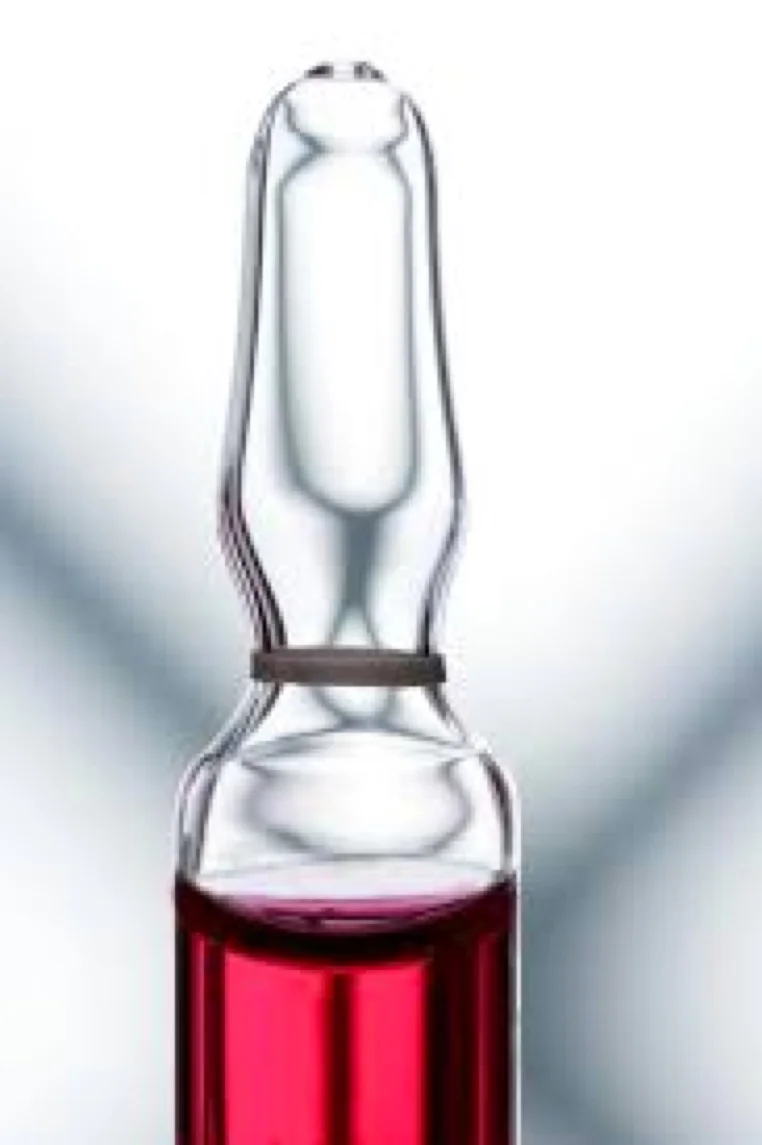 Adriamycin vial.jpg