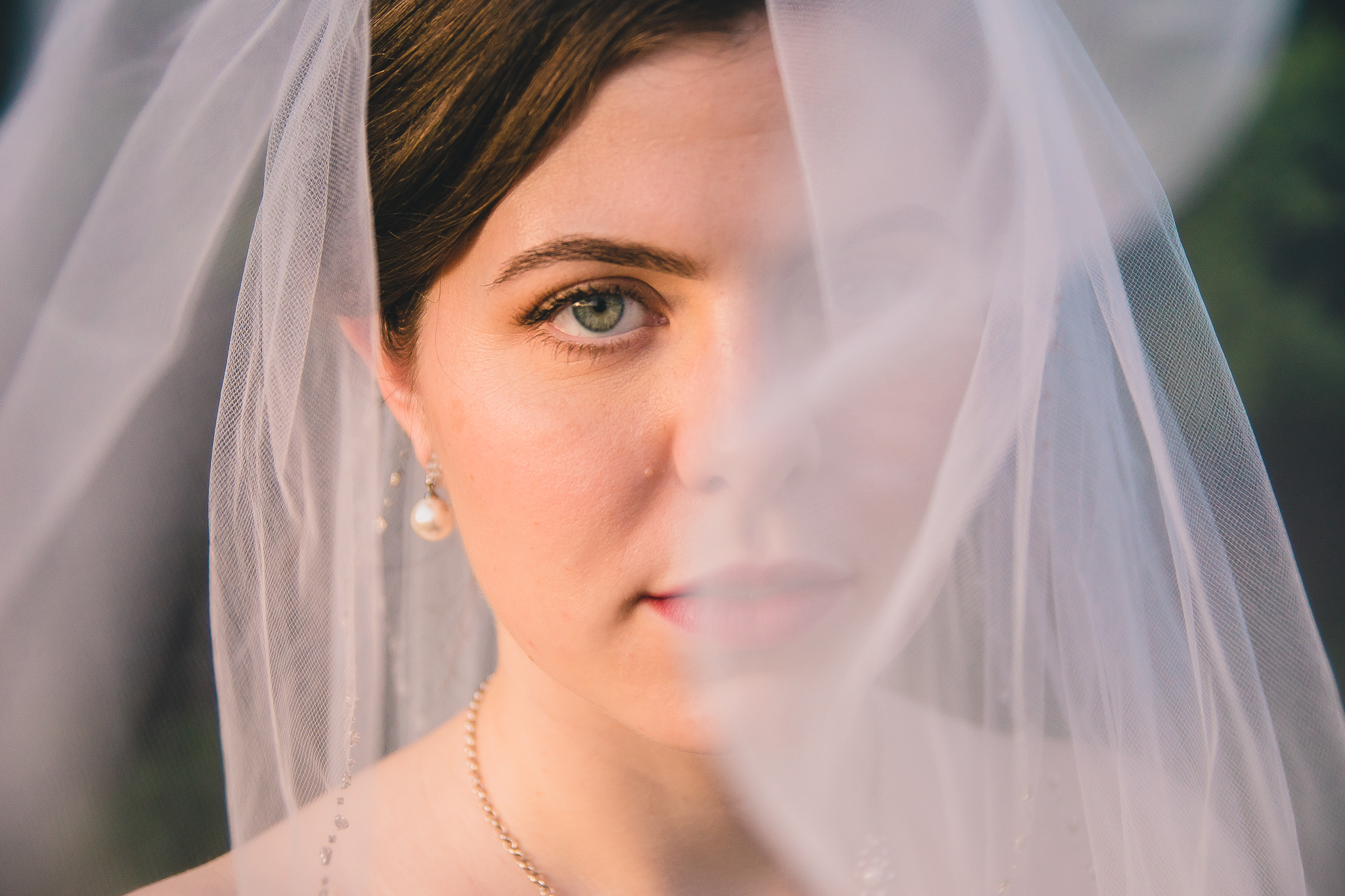 bridal portraits at leo grande vineyard winery by jonathan hannah photography