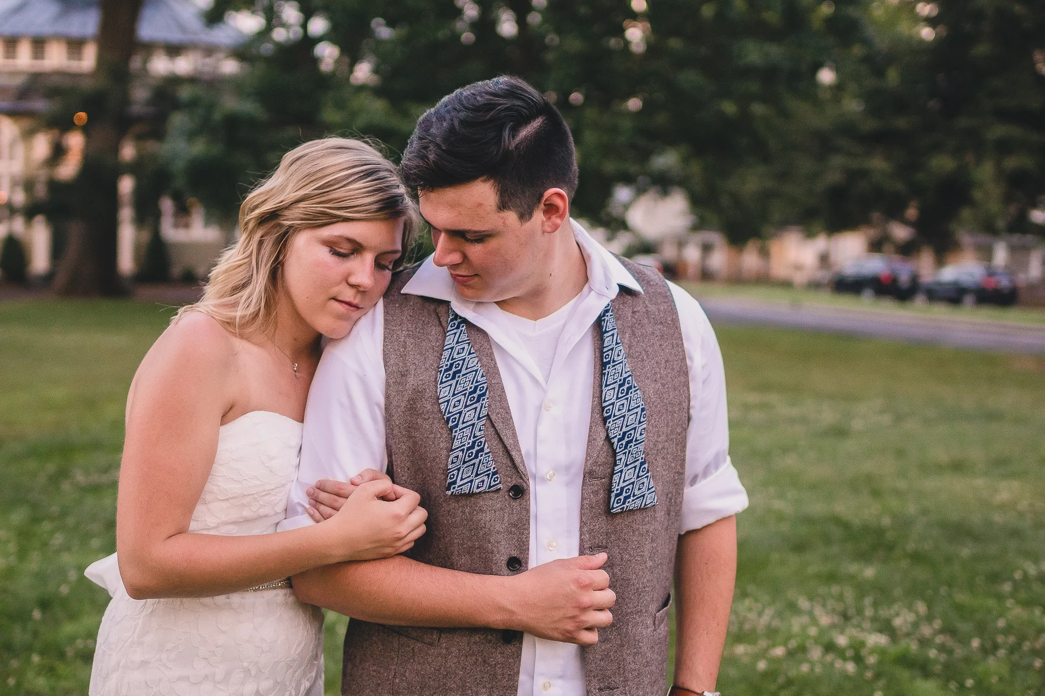 Josh &amp; Tabby's Intimate Backyard Wedding, Pt. V: The Reception | Lynchburg Wedding Photographers in Downtown Lynchburg