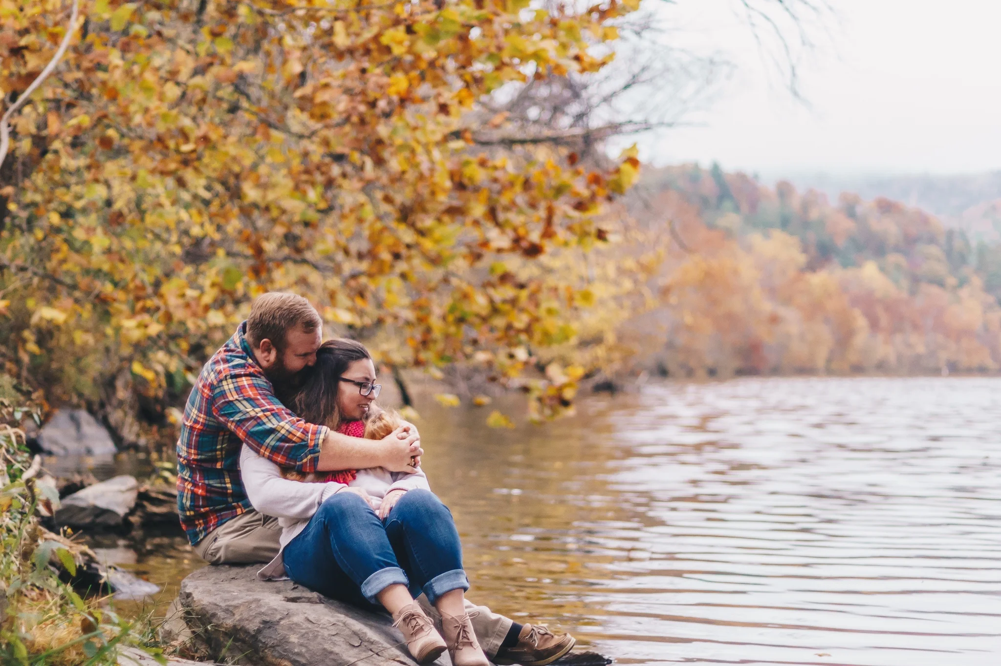 rustic engagement session blue ridge parkway peaks of otter lynchburg va by jonathan hannah photography