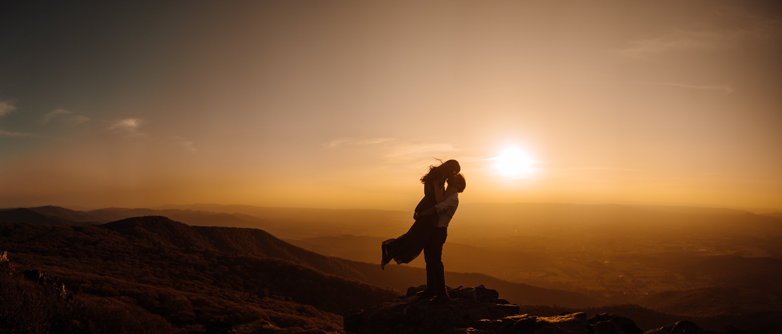 little stony man mountain engagement session shenandoah national park luray virginia jonathan hannah photography