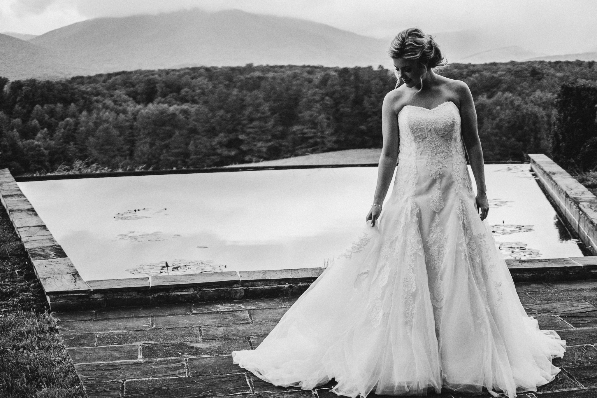 elegant private estate spring wedding claytor nature study center bedford lynchburg va jonathan hannah photography.jpg