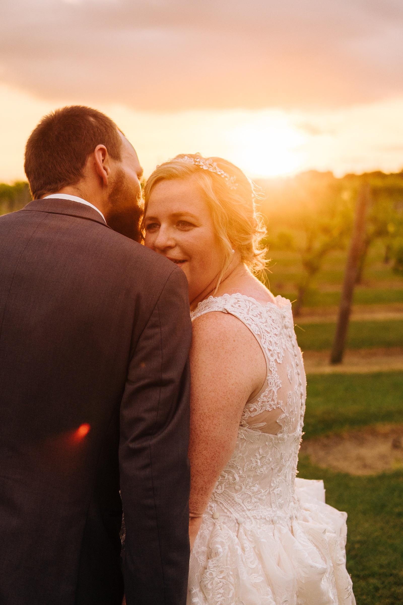 Midwest Chicago Vineyard Wedding by Jonathan Hannah Photography-29.jpg