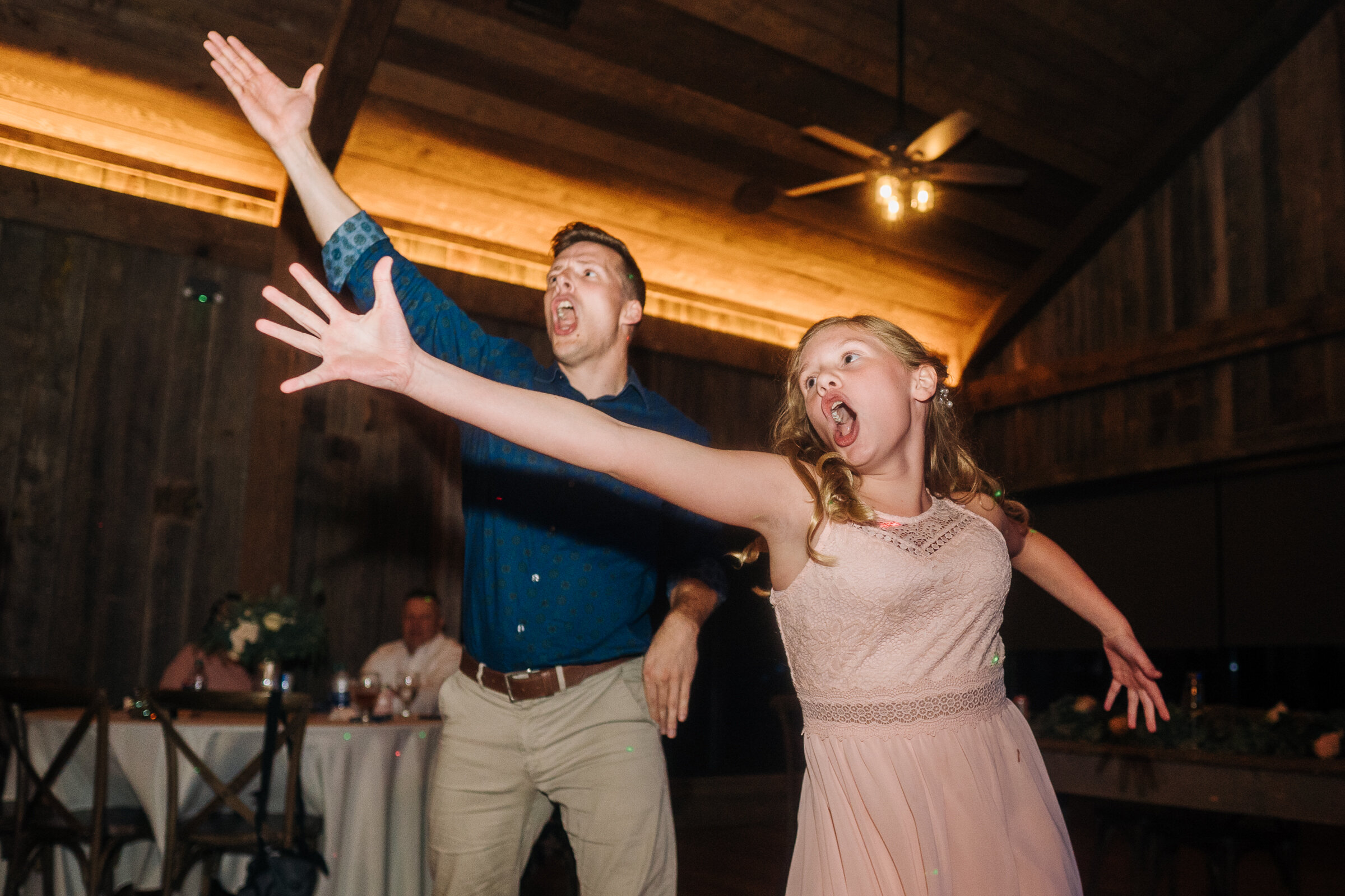 Beautiful summer wedding at Oakhaven North Carolina by Jonathan Hannah Photography-31.jpg