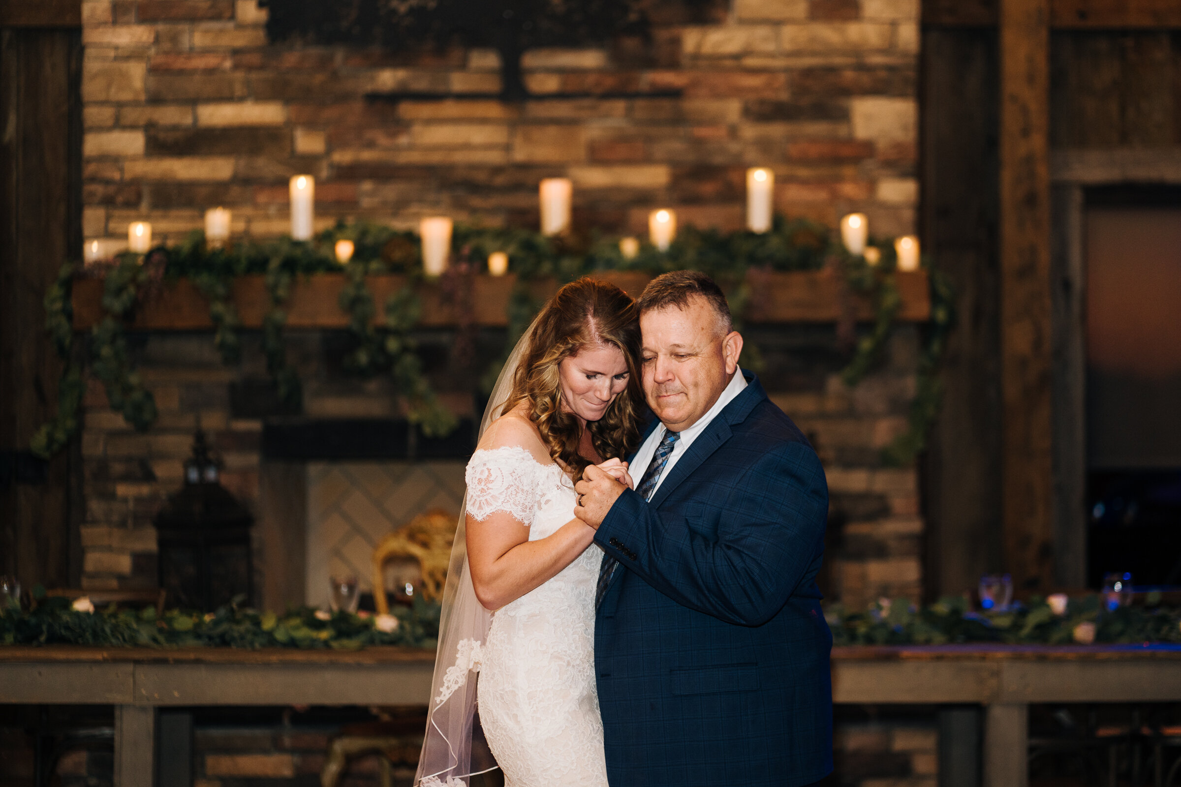 Beautiful summer wedding at Oakhaven North Carolina by Jonathan Hannah Photography-28.jpg