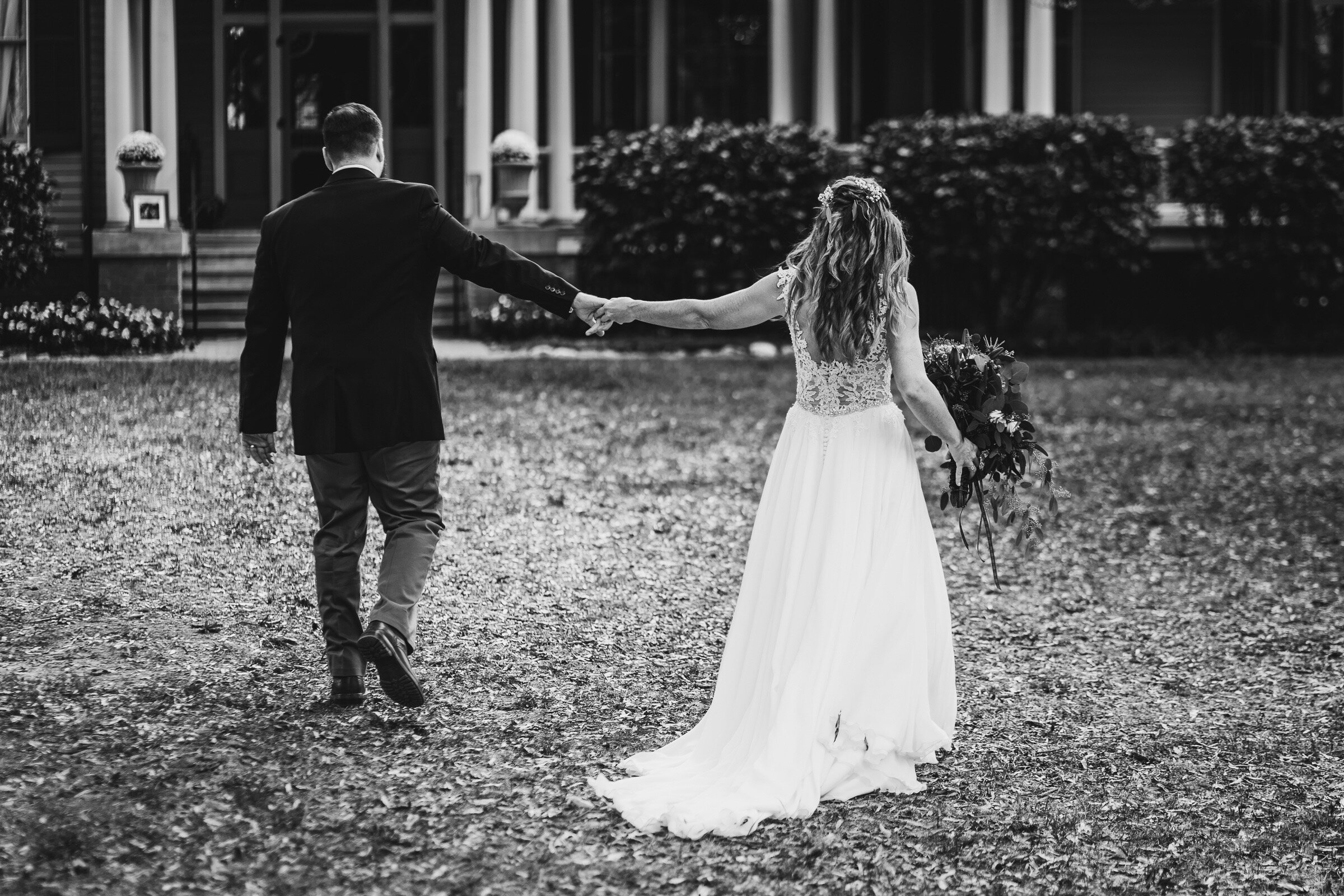 backyard wedding with bounce house balloons and donuts at avoca museum altavista lynchburg va by jonathan hannah photography-20.jpg