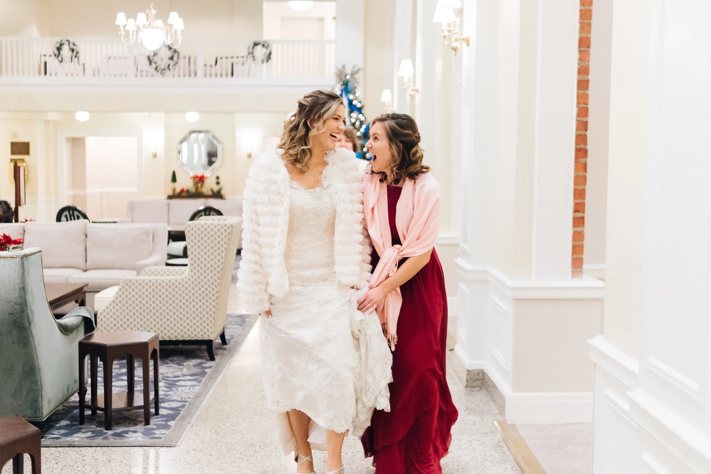 luke-emily-classic-winter-urban-downtown-wedding-in-white-blue-burgundy-by-jonathan-hannah-photography-20.jpg