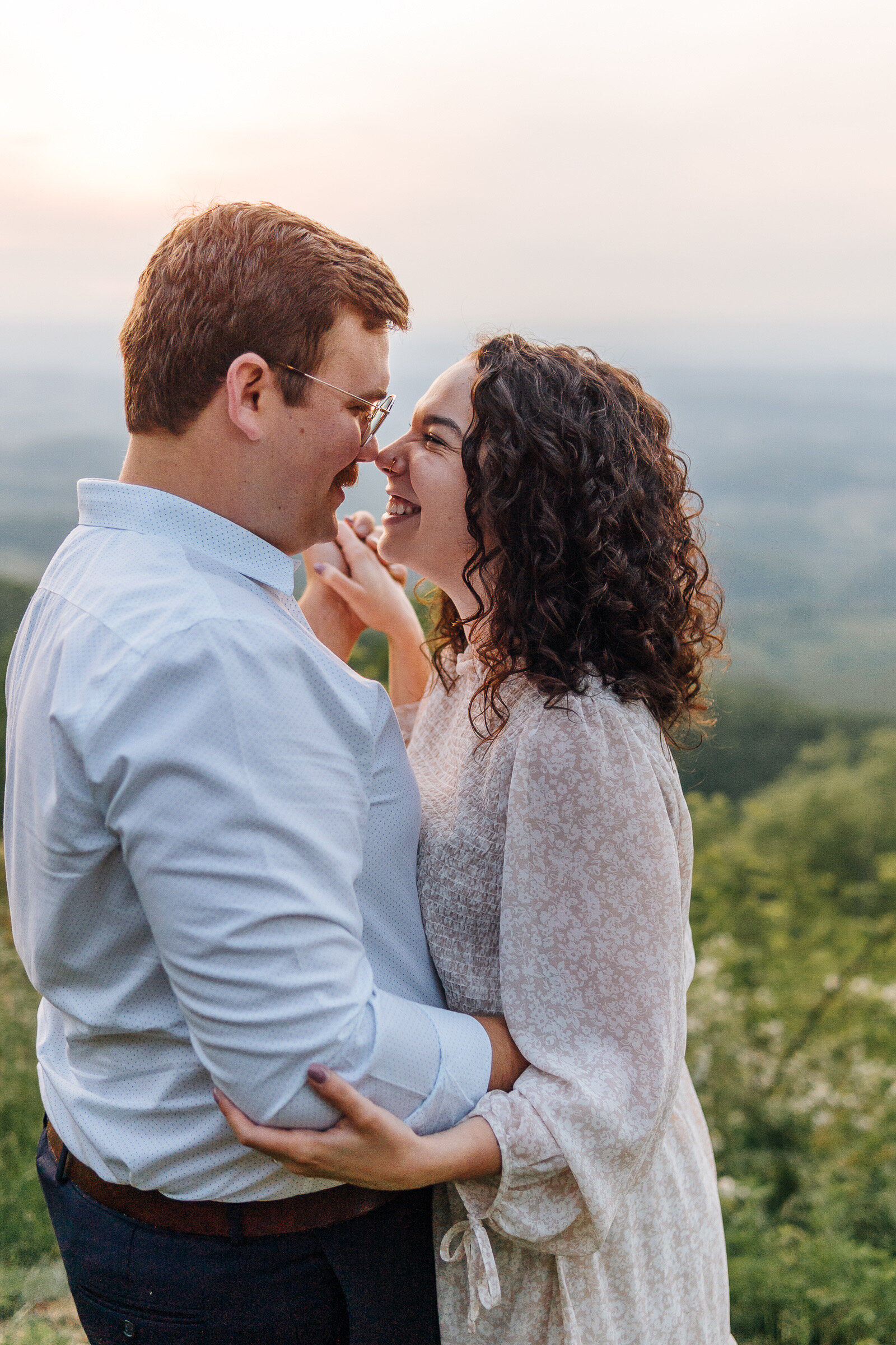 brent-rose-blue-ridge-parkway-peaks-of-otter-blue-engagement-session-by-jonathan-hannah-photography-13.jpg