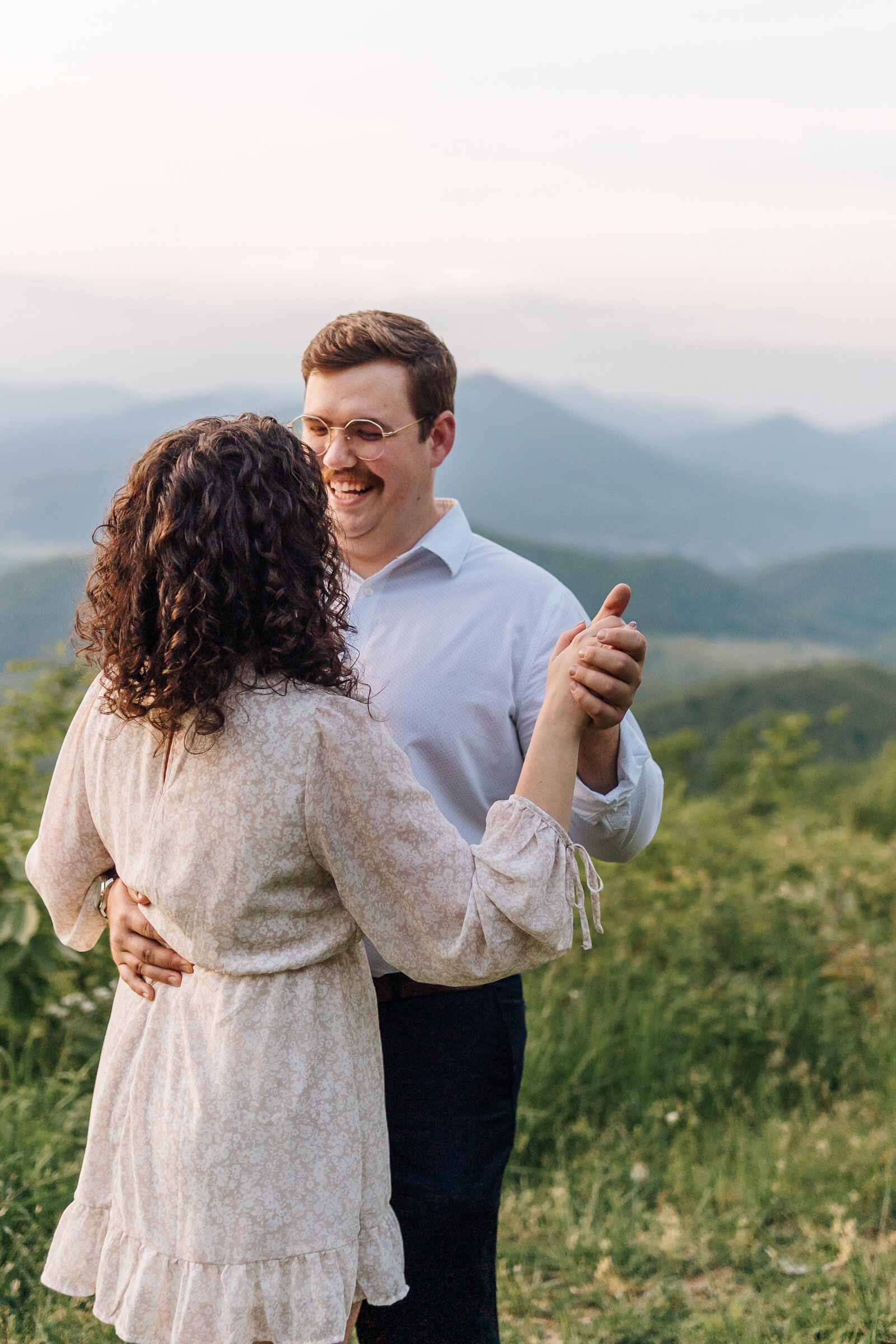 brent-rose-blue-ridge-parkway-peaks-of-otter-blue-engagement-session-by-jonathan-hannah-photography-11.jpg