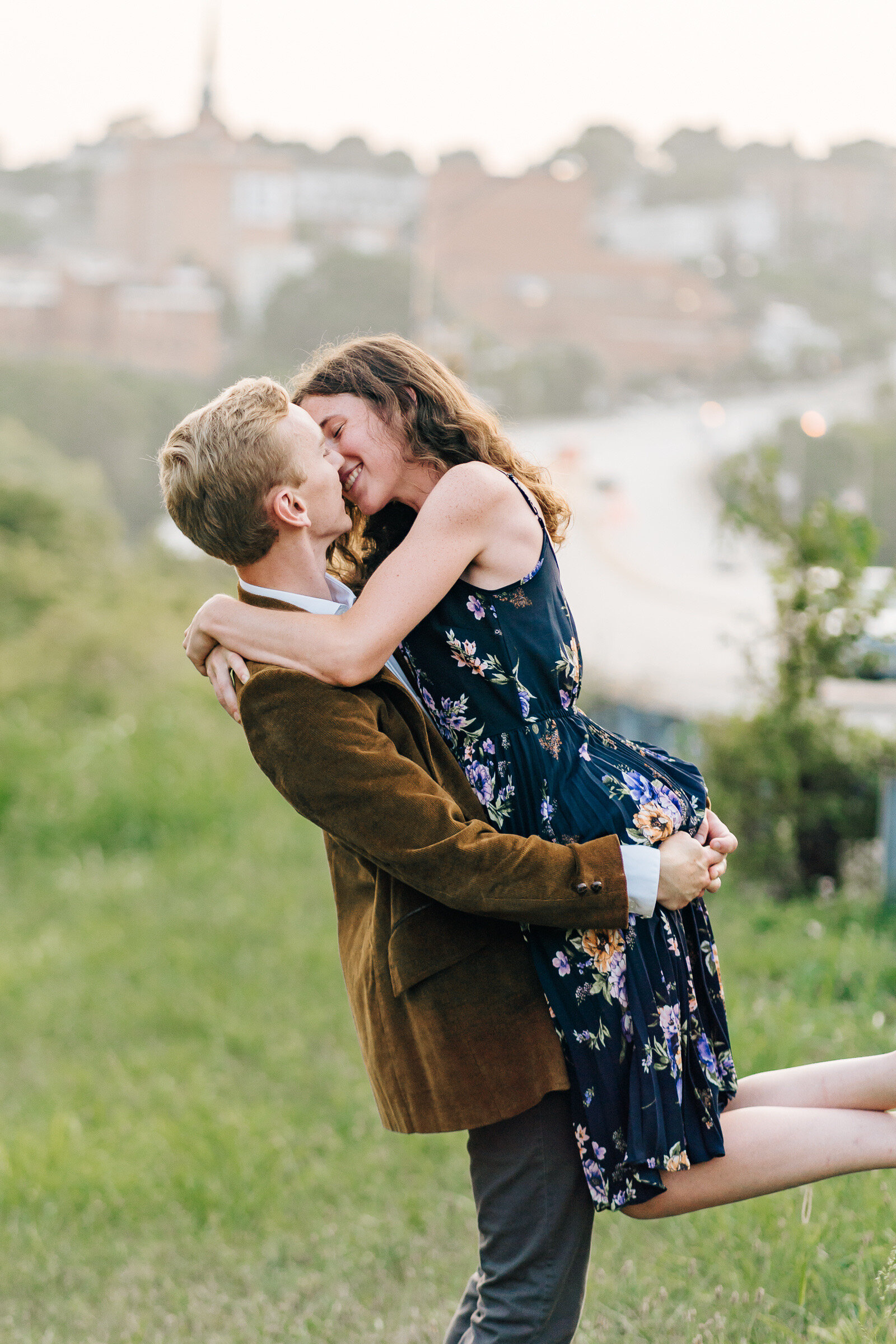 grant-rachel-downtown-lynchburg-virginia-summer-lifestyle-in-the-river-romantic-flirty-and-fun-engagement-session-by-jonathan-hannah-photography-8.jpg