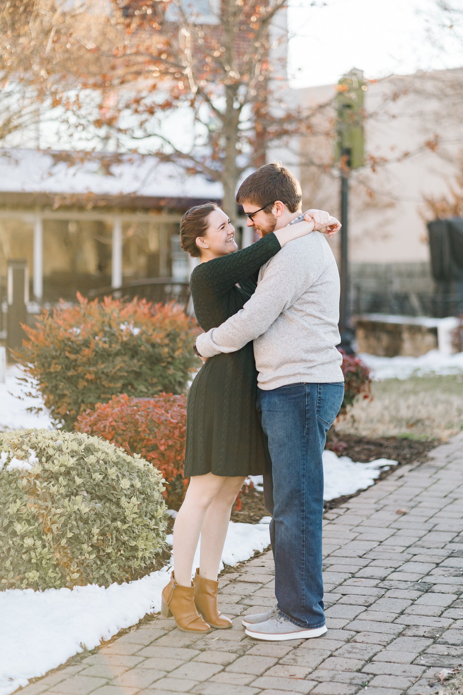 jameson-anna-engagement-session-downtown-danville-river-district-virginia-by-jonathan-hannah-photography-2.jpg