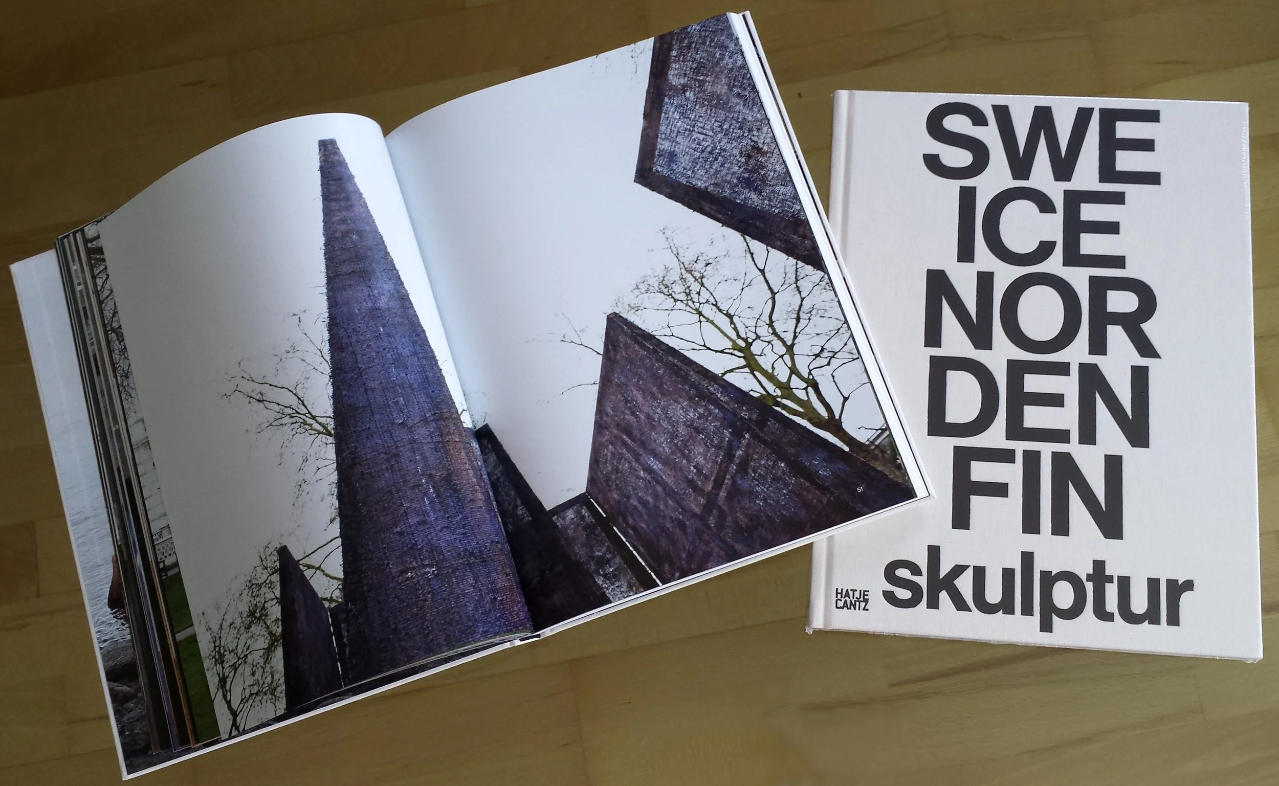 Nordic SKULPTUR 2015 hatje cantz.jpg