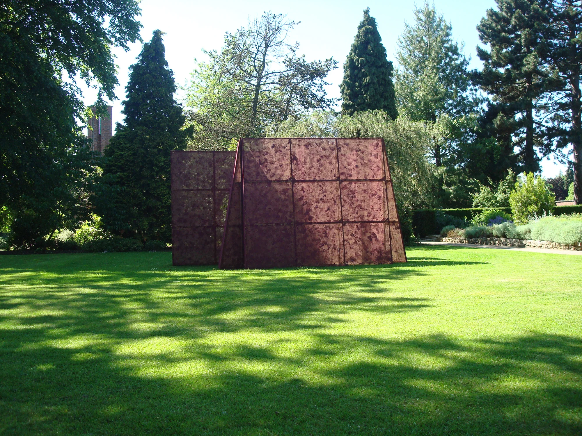Labyrinth 2010 bb Gudrun Nielsen.jpg