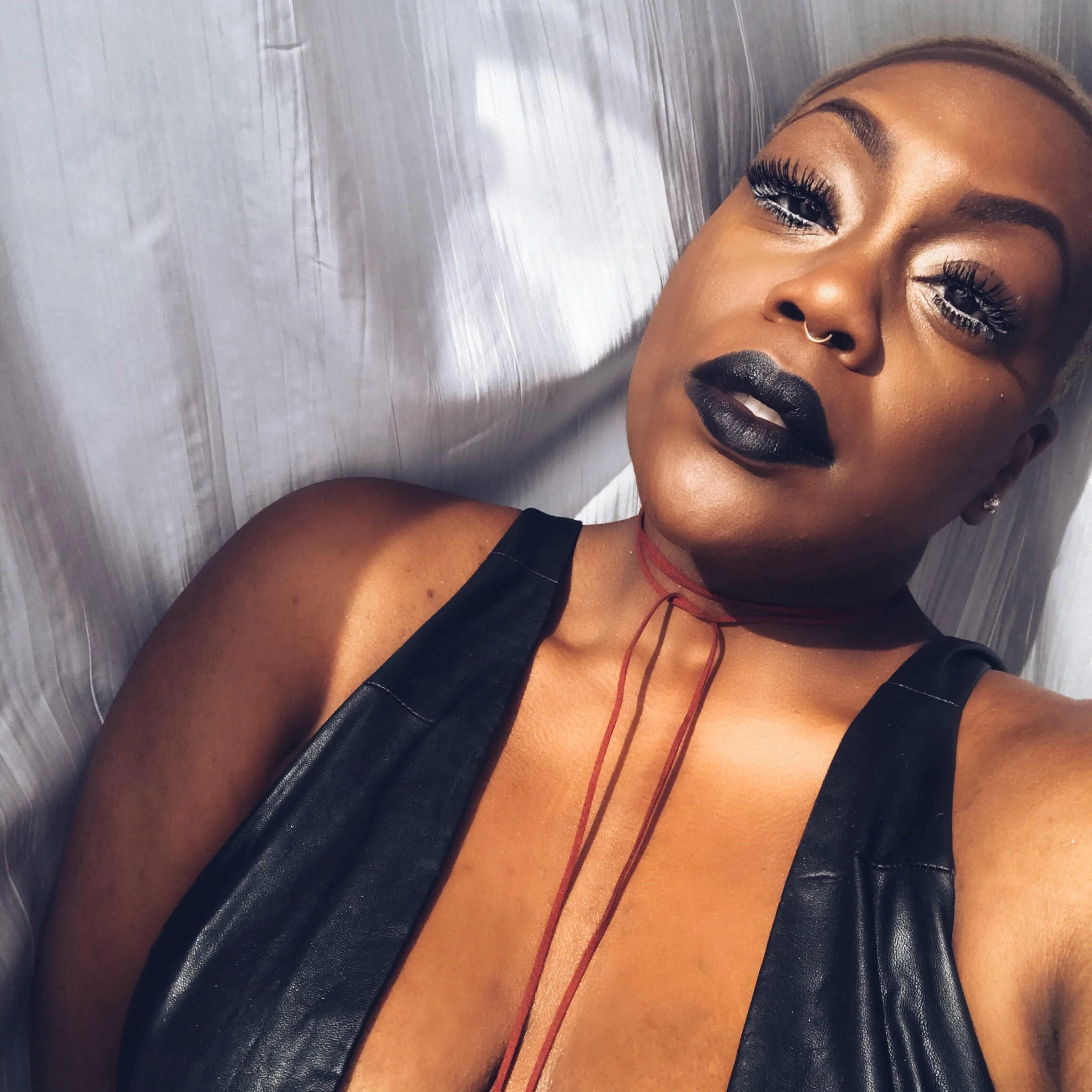 black-makeup-nyx-halloween.jpg
