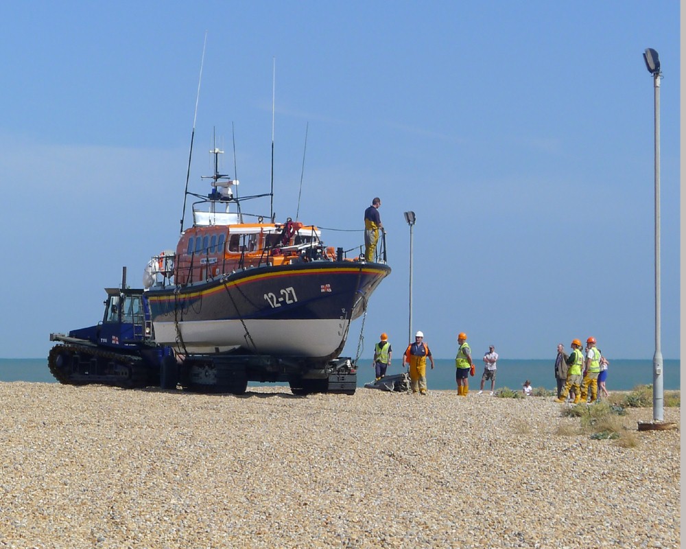 DUNGENESS LIFEBOAT PRACTISE by_Anne_Harries.jpg