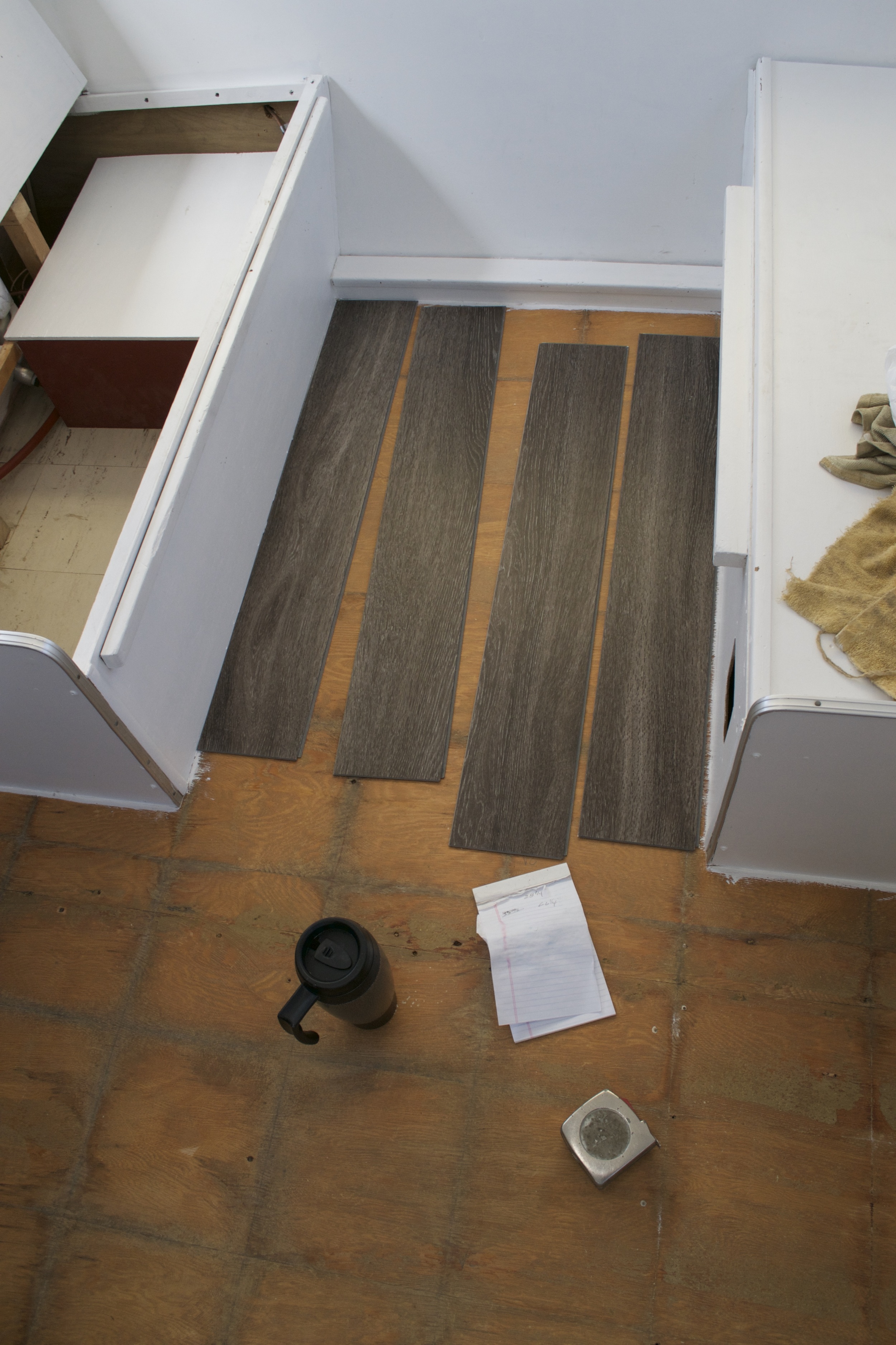 Reasons to Install Vinyl Plank Flooring in your Trailer or RV