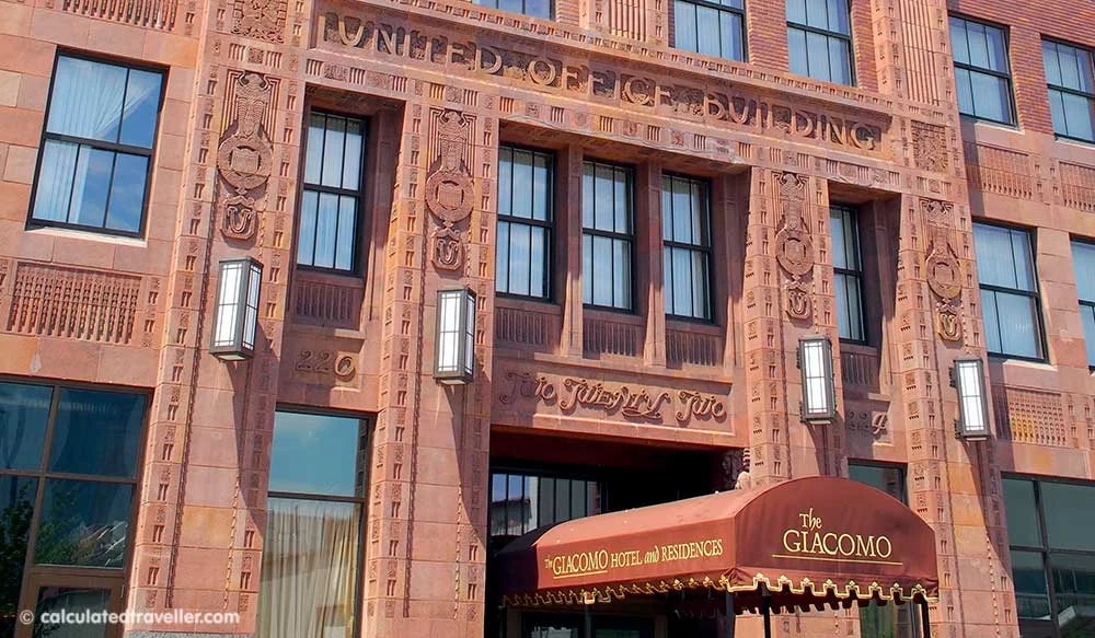 Exterior shot of The Giacomo near Niagara Falls.
