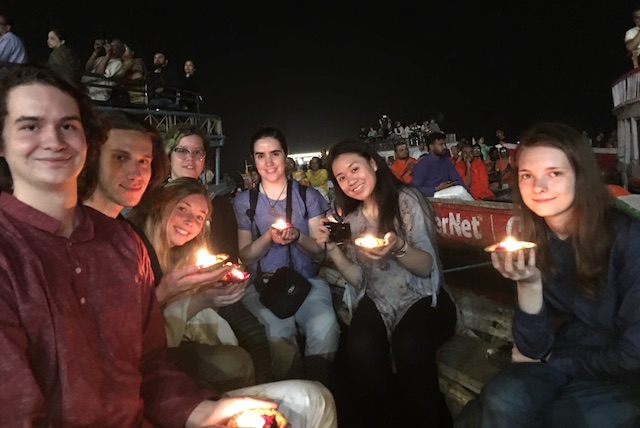 The group at the evening aarti.
