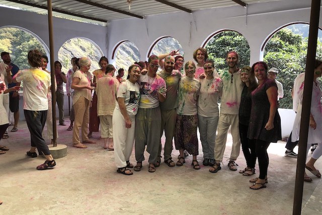 The group experiencing there first holi at Phool Chatti in Rishikesh.
