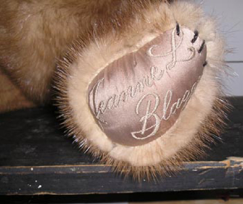 paw_1_1.jpg